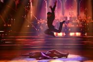 Ilona Maher and Alan Bersten during DWTS Semi-finals / Photo: Instagram / @ilonamaher